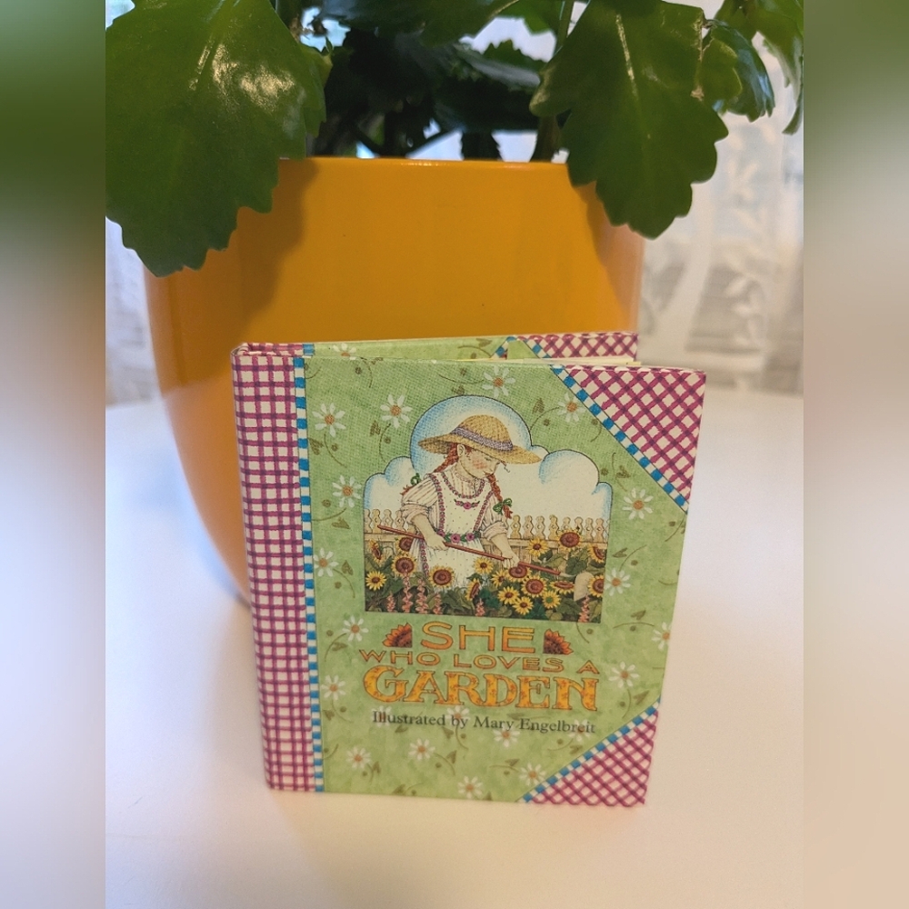 Mary Engelbreit 'She Who Loves a Garden' Coffee Table Book - Green and Pink